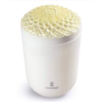 LLADRÓ Echoes of Nature Candle. Tropical Blossoms Scent. Porcelain Candle.